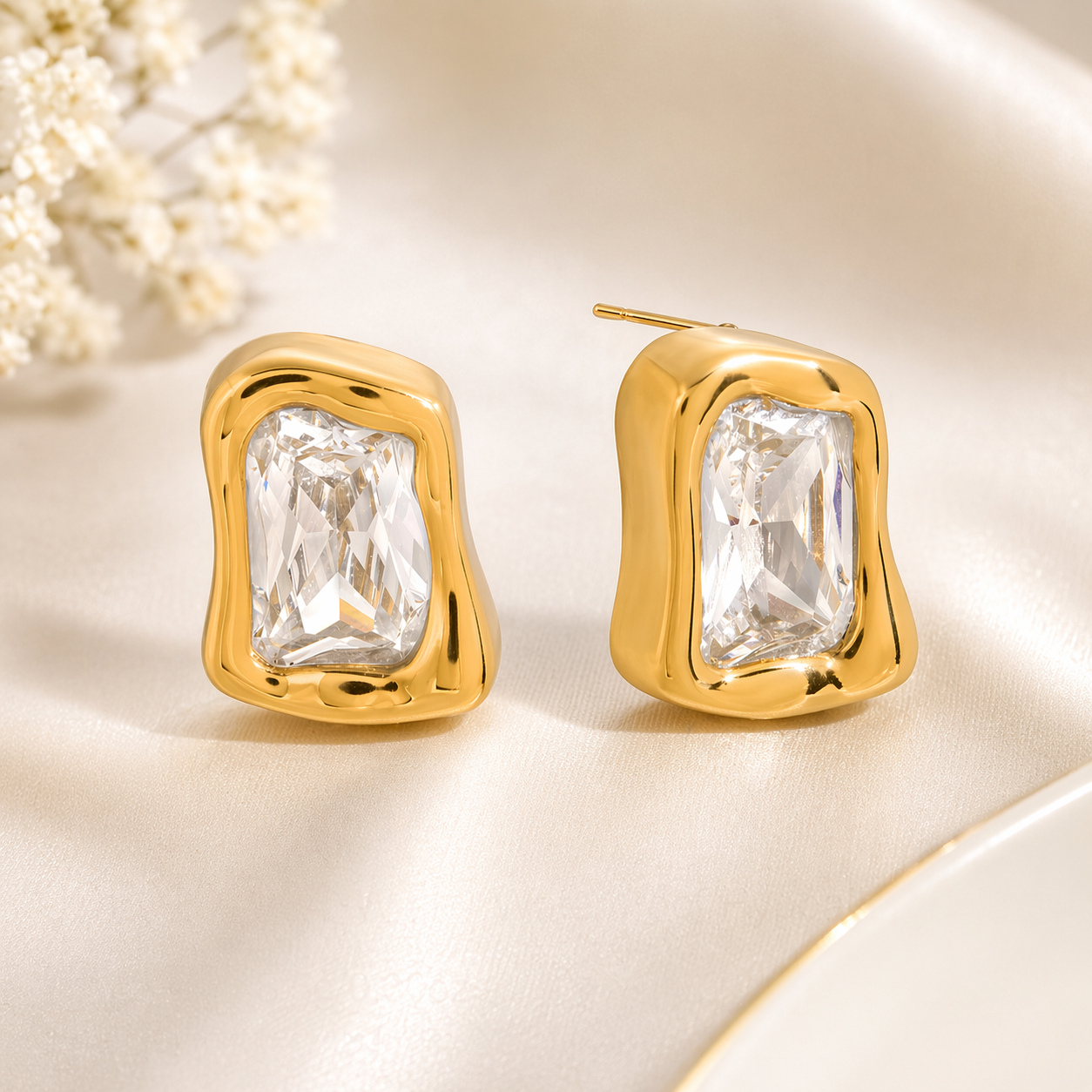 Lola Earrings