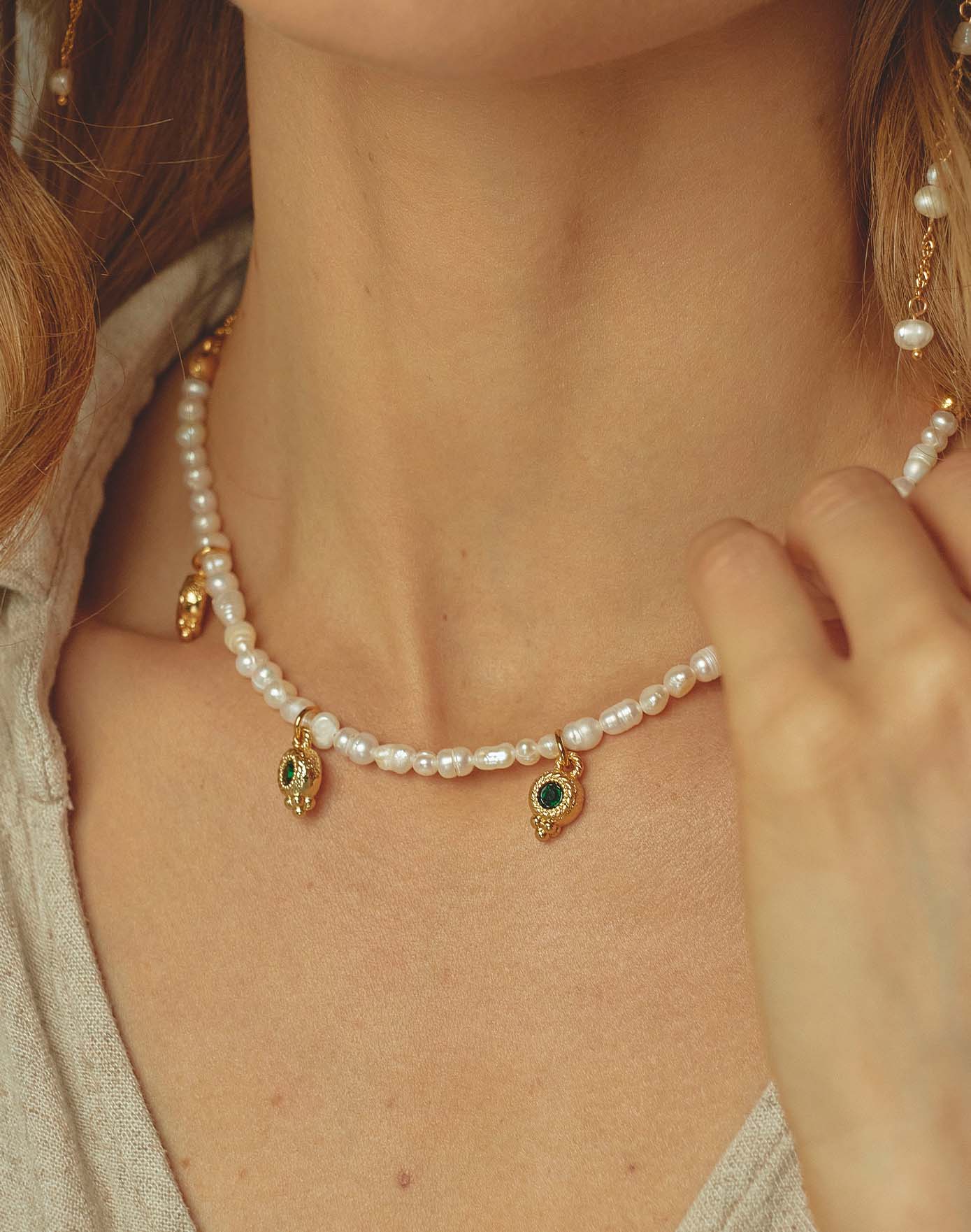 Oia Freshwater Pearl Necklace