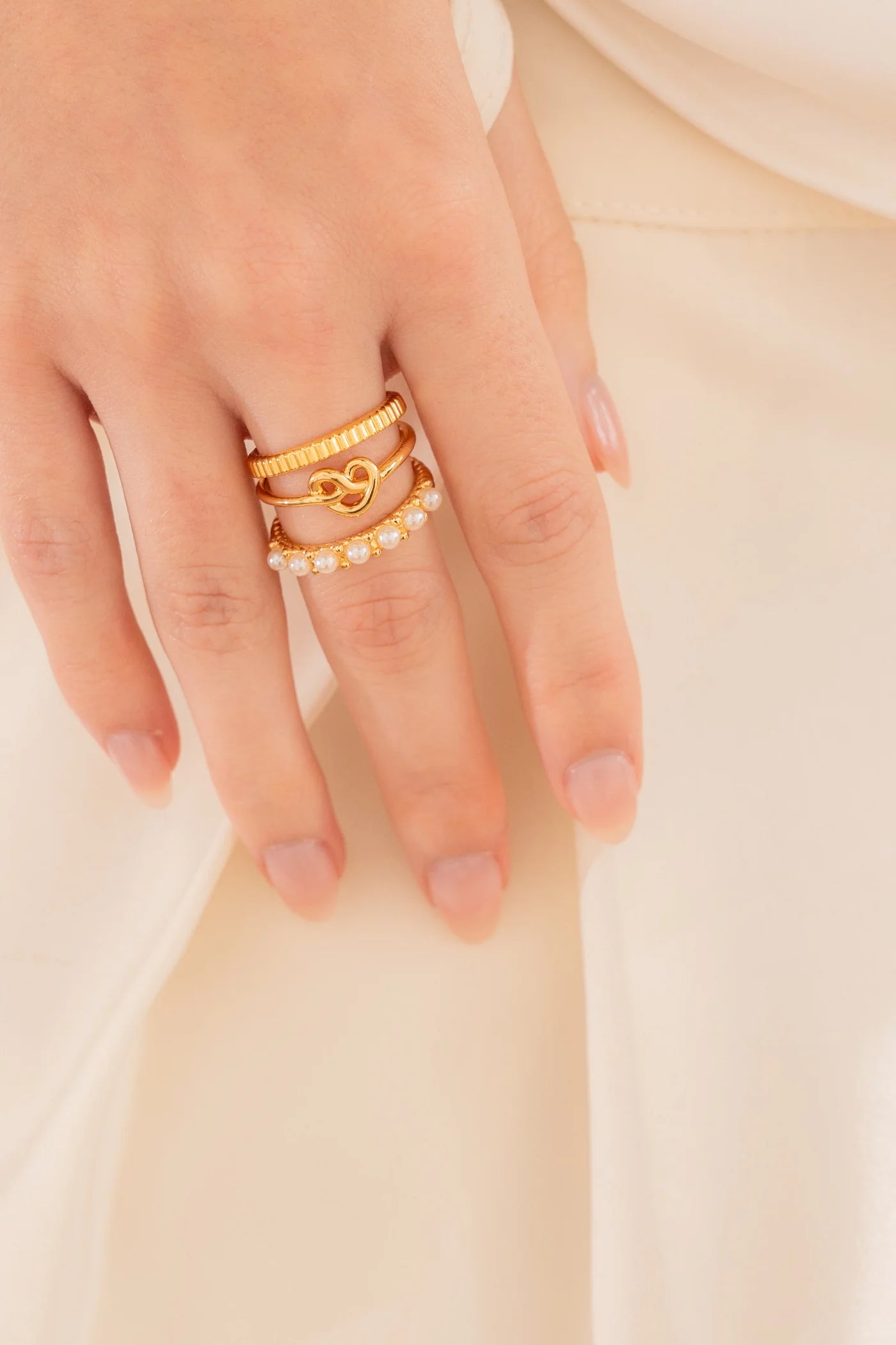 Love's Bond Ring Set