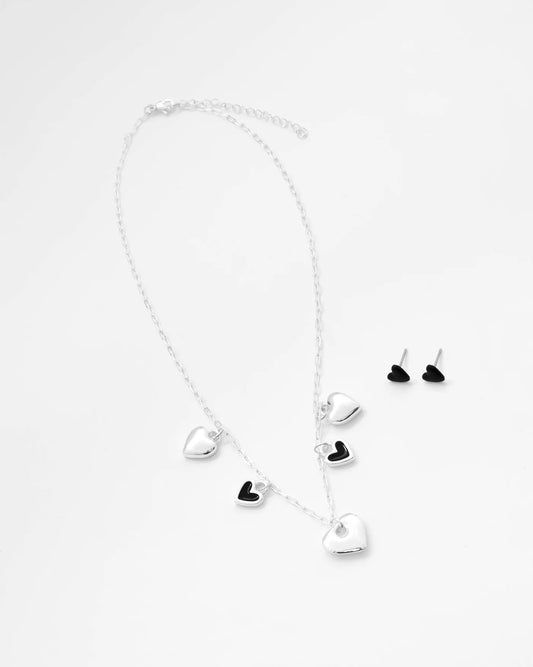 Black hearts necklace+Black heart Earrings