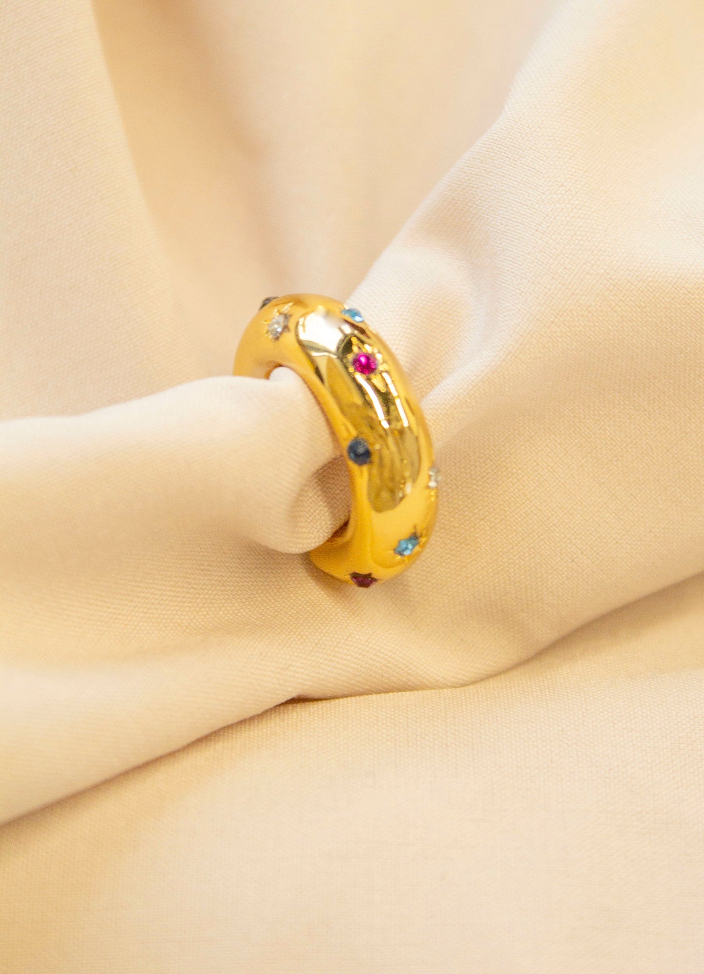 Cromatic Earcuff