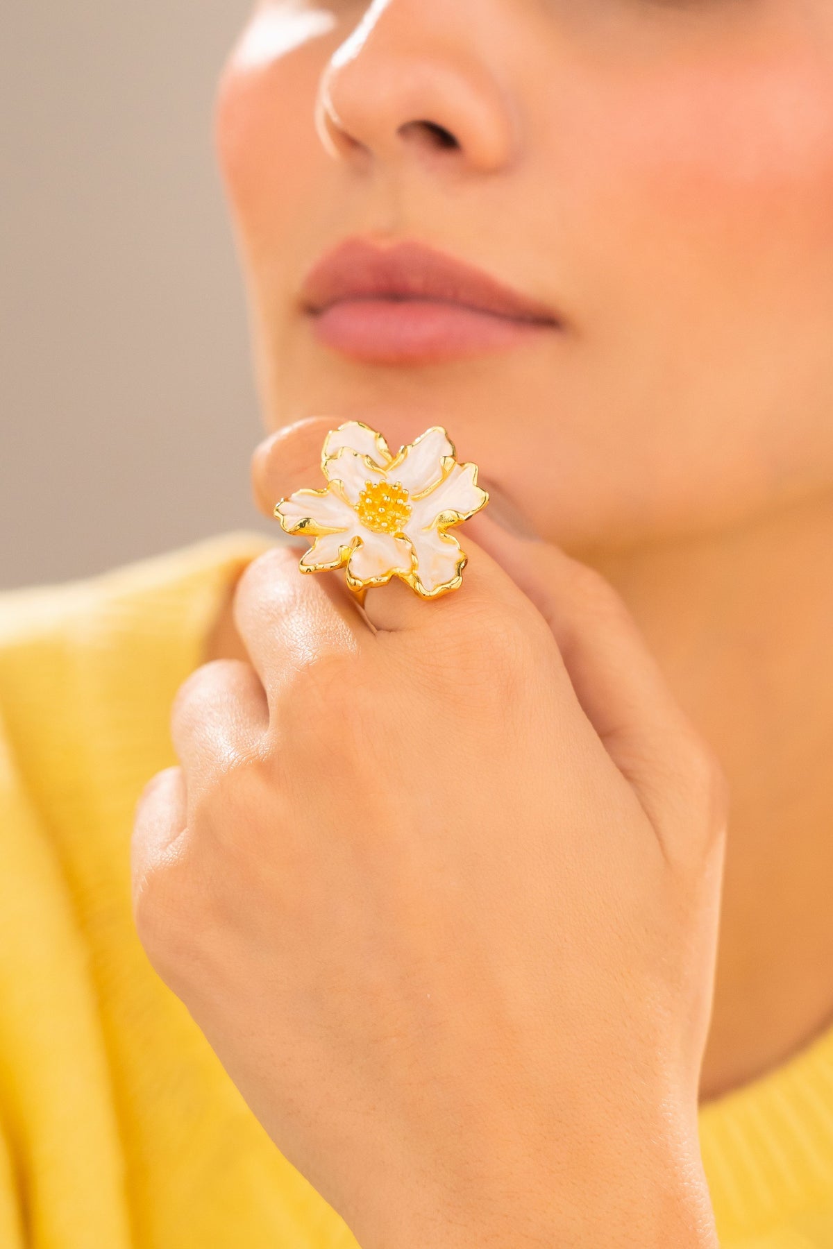 White Bloom Ring