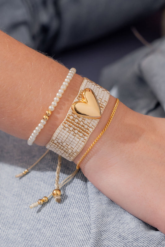 Beige Heart Bracelet Set