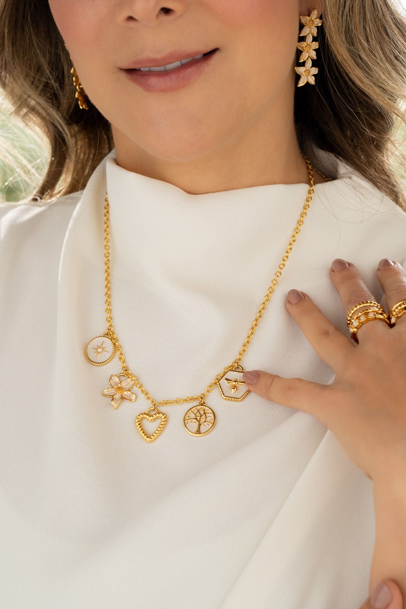 Flower and love multicharm necklace
