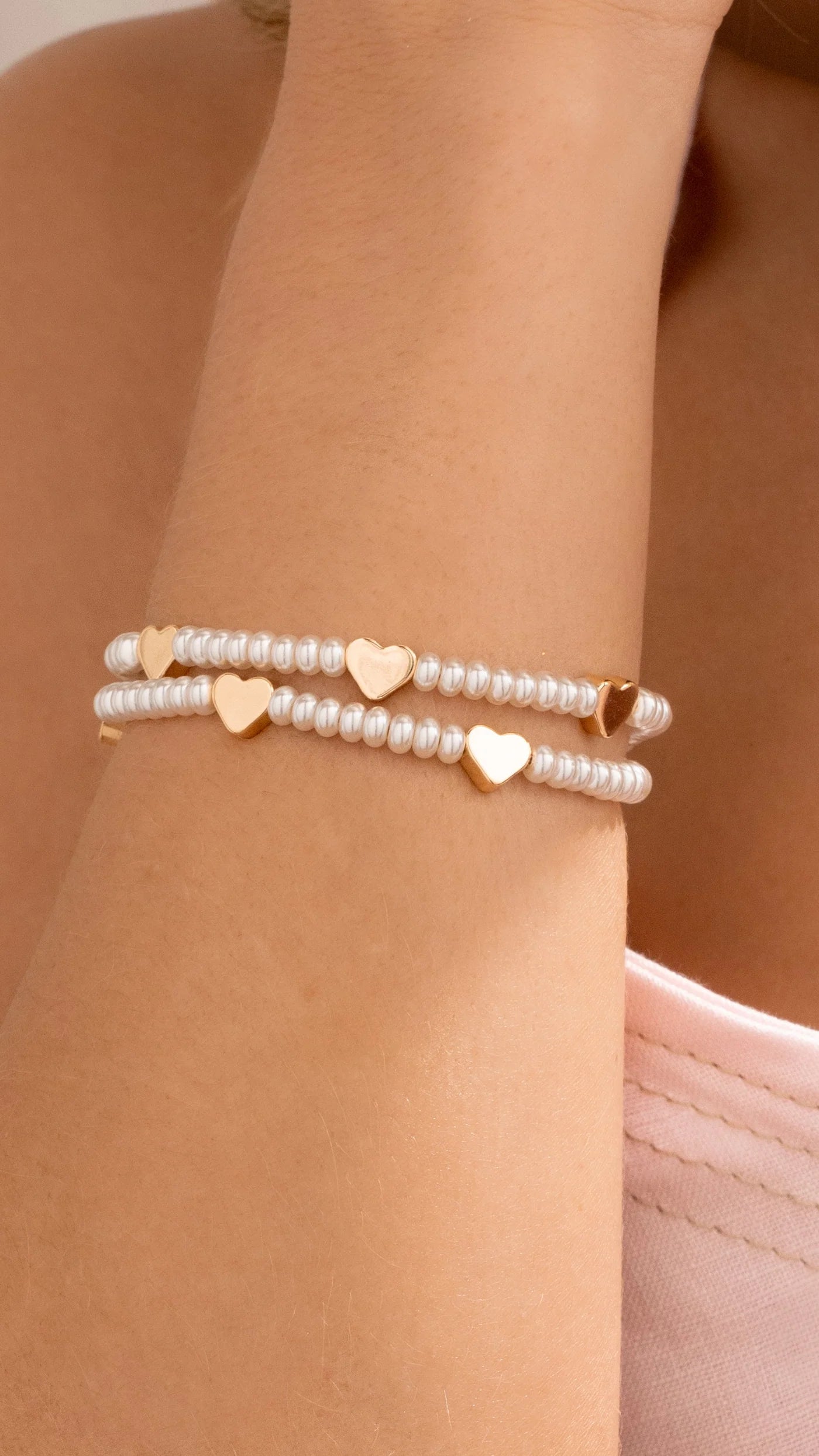Lovely pearl bracelet